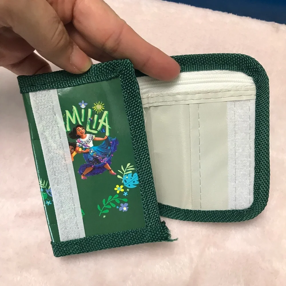 ✨✨5/$10✨✨ Disney Encanto Trifold Girls Boys Kids Wallet, Velcro BRAND NEW
